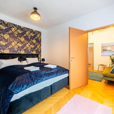 Modernes Appartement Грац Экстерьер фото